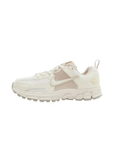 Nike vomero 5 beige